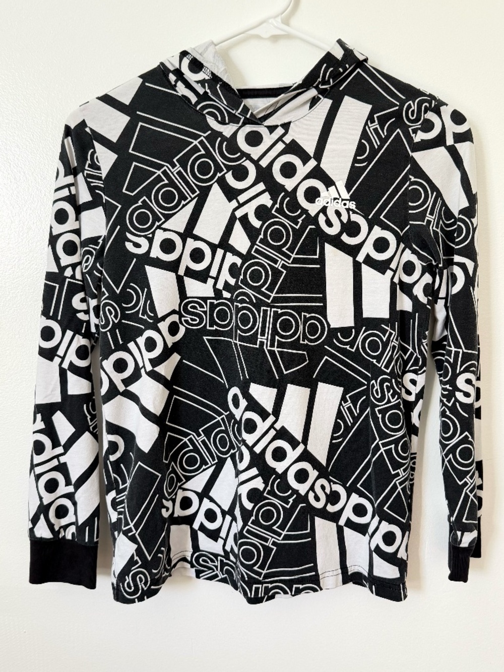 Adidas Youth Kids Long Sleeve Hooded Shirt All Over Design Sz Medium